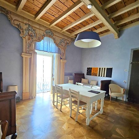 B&B Dimora Delle Donnole Bergamo Alta Exterior photo