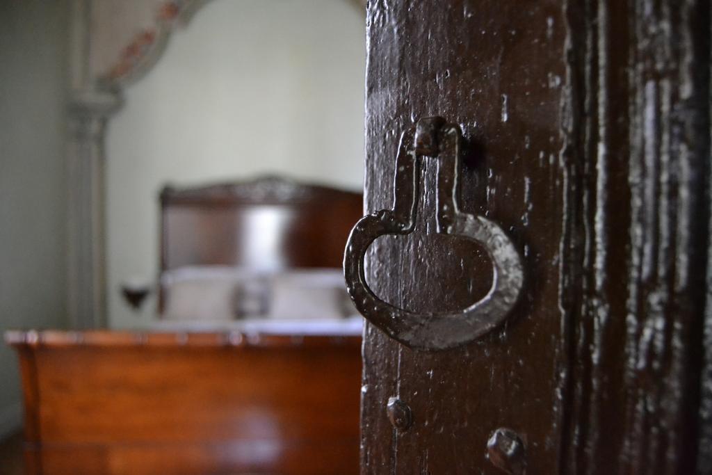 B&B Dimora Delle Donnole Bergamo Alta Room photo