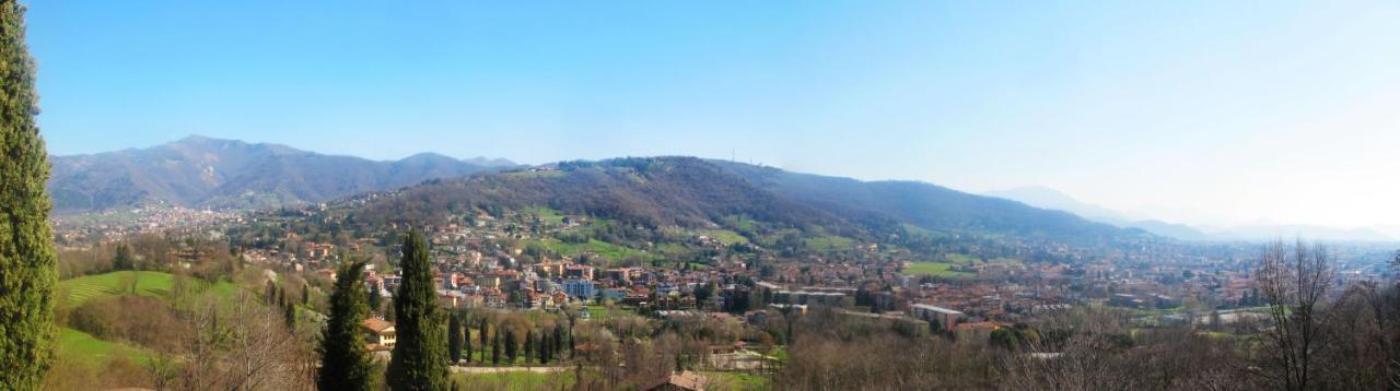 B&B Dimora Delle Donnole Bergamo Alta Exterior photo