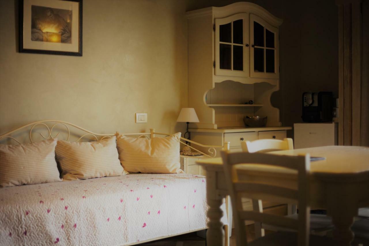 B&B Dimora Delle Donnole Bergamo Alta Exterior photo